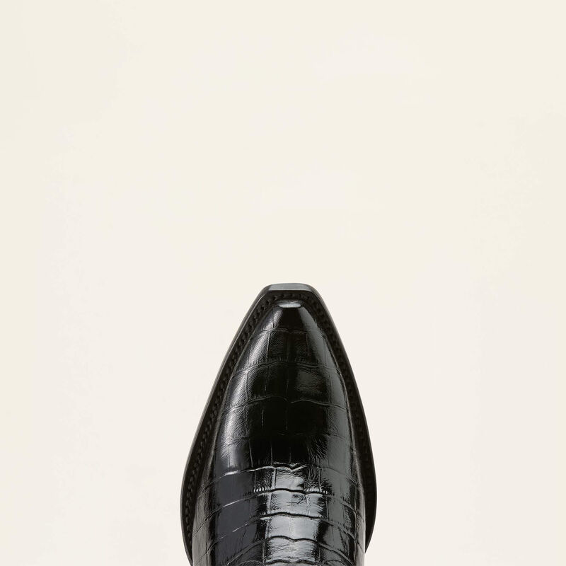 10063992_toe_warm.jpg