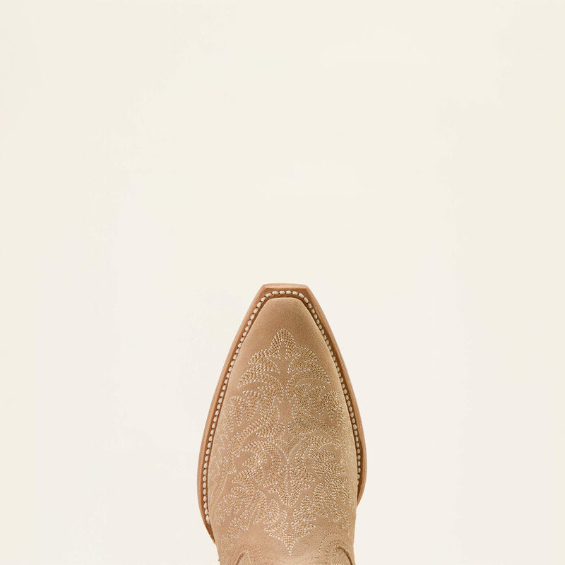 10074298_toe_warm.jpg