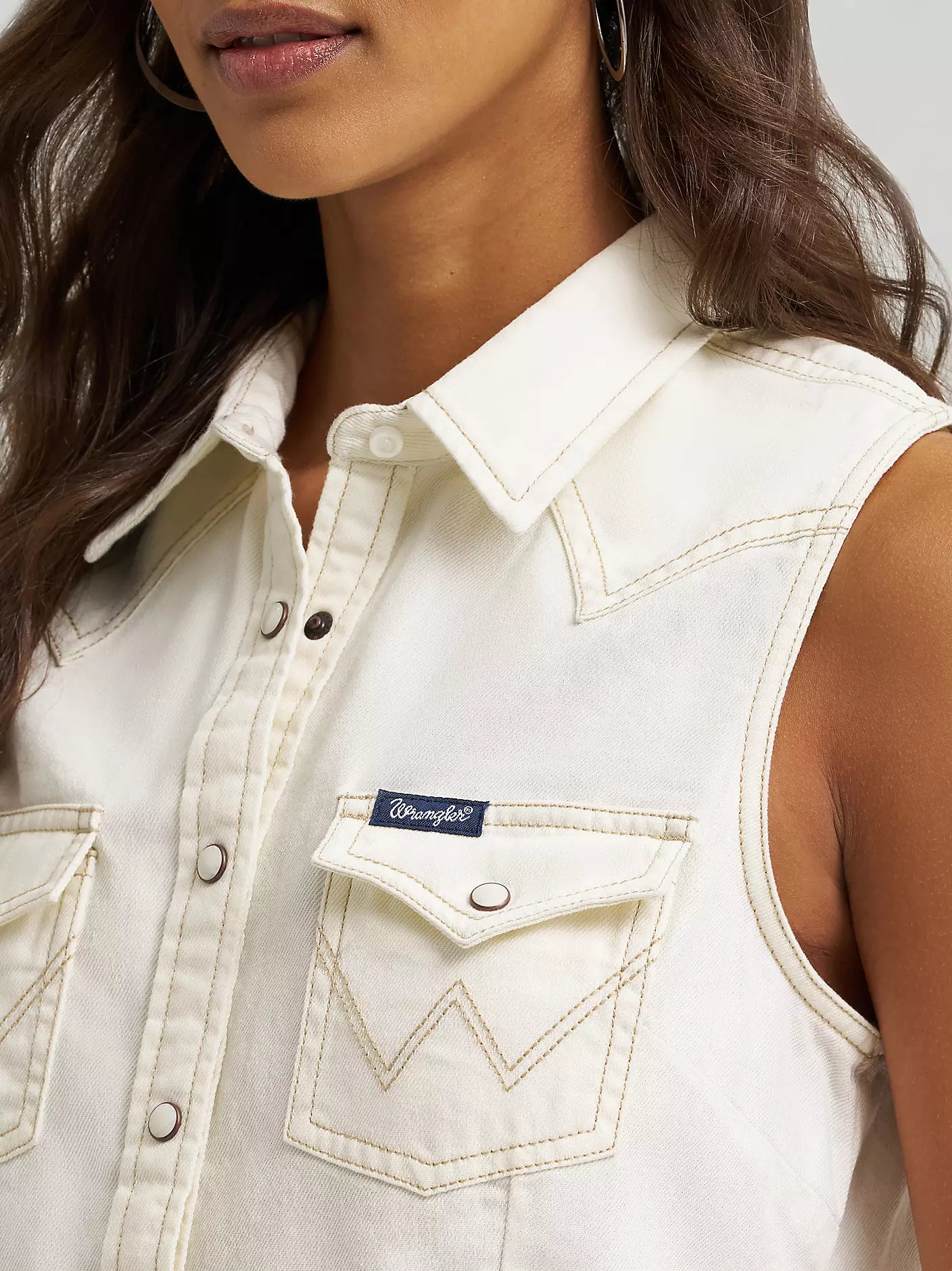 9493 Wrangler Ladies Sleeveless Denim Snap Shirt