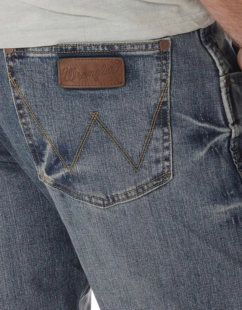 77MWZGL Wrangler Men's Retro Slim Boot Jeans