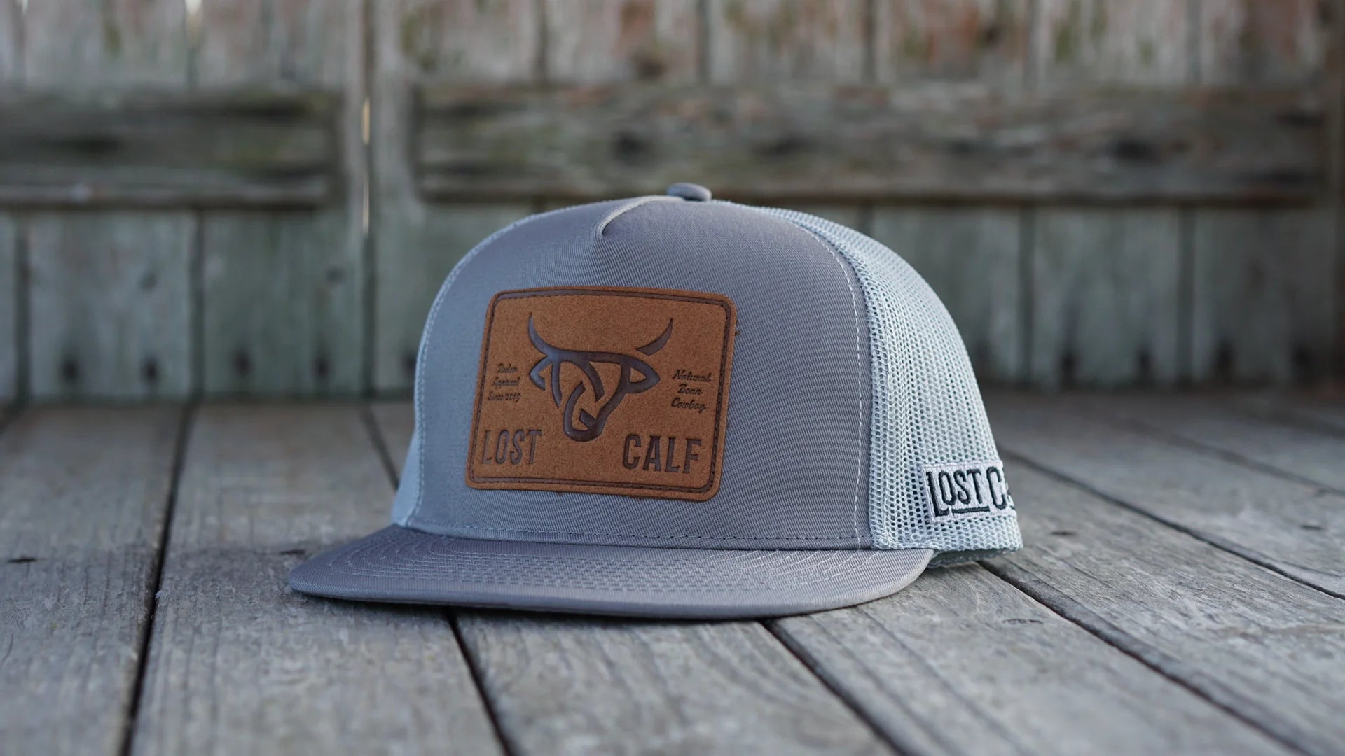 9769 Lost Calf Men's Leather Plate Flat Brim Cap