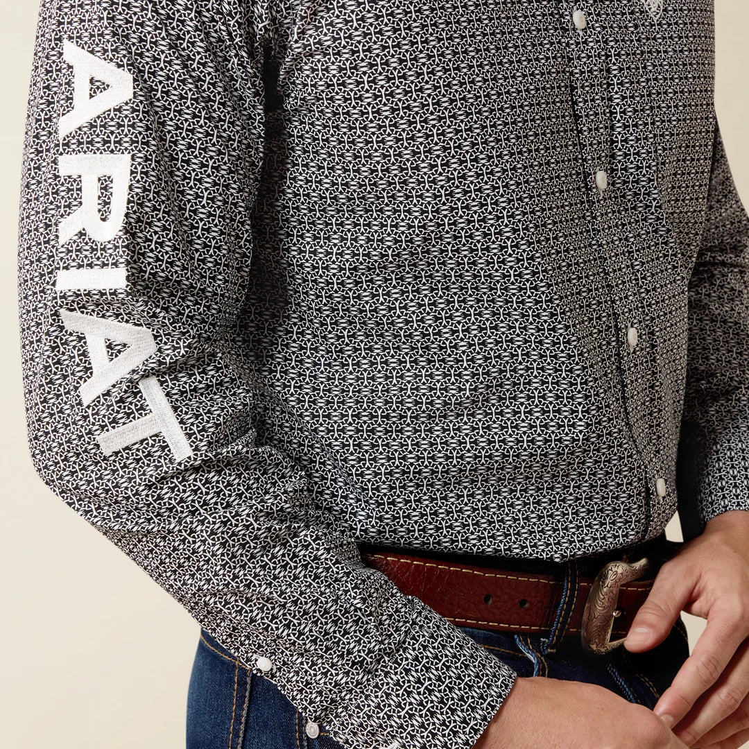 0671 Ariat Men's Dawson Classic Fit Shirt