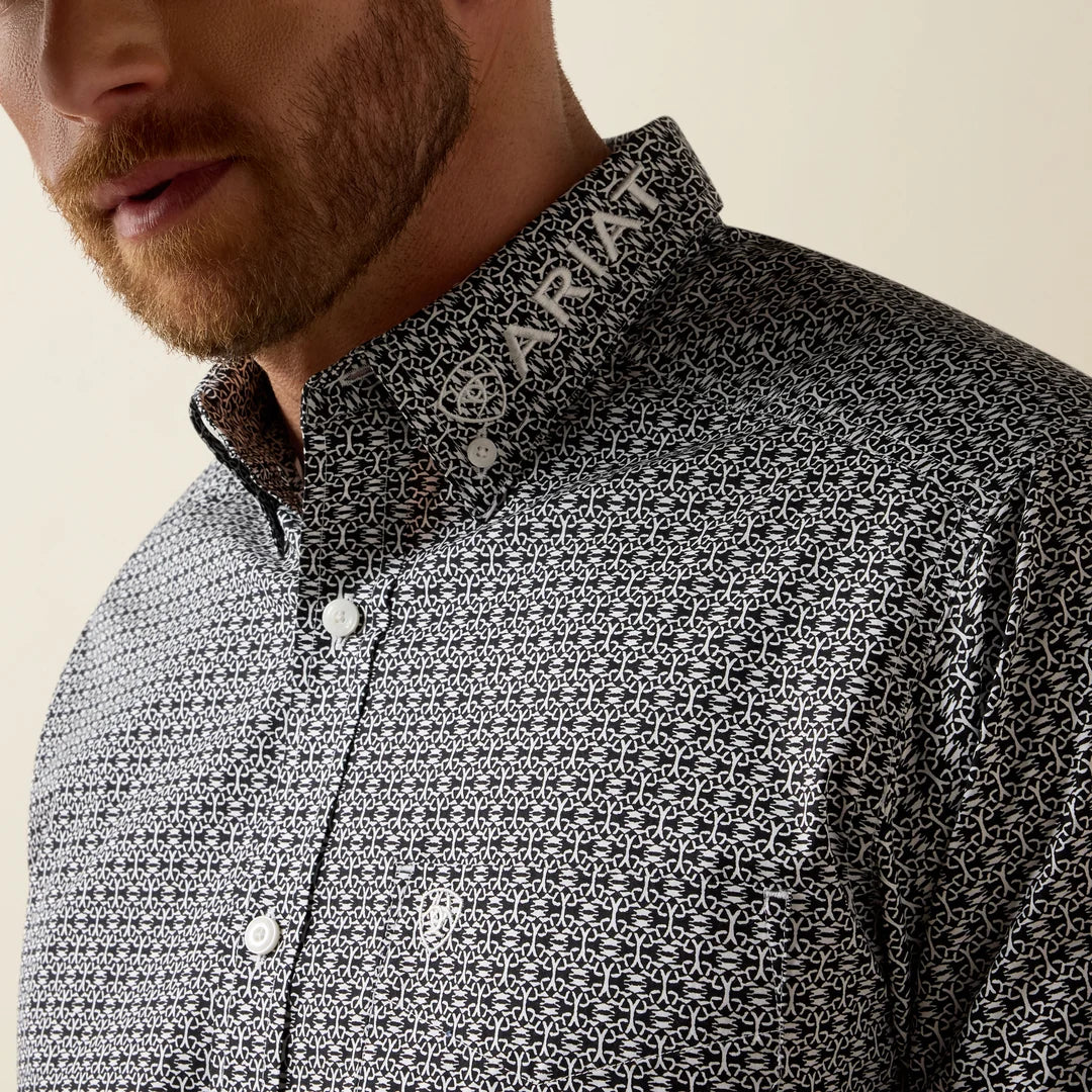 0671 Ariat Men's Dawson Classic Fit Shirt