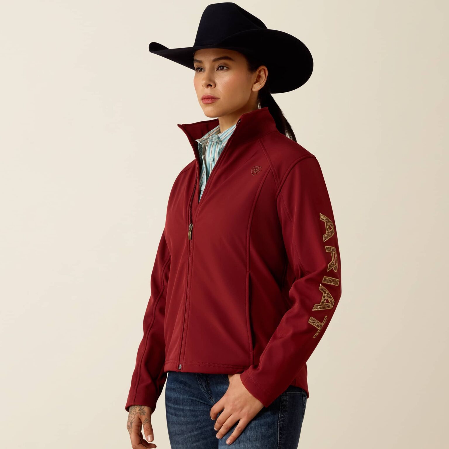 F26_WMS_WEST_10079873_front_warm-1536x1536.jpg