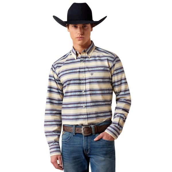 9573 Ariat Men's Newell Fitted Button Down Shirt