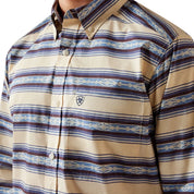9573 Ariat Men's Newell Fitted Button Down Shirt