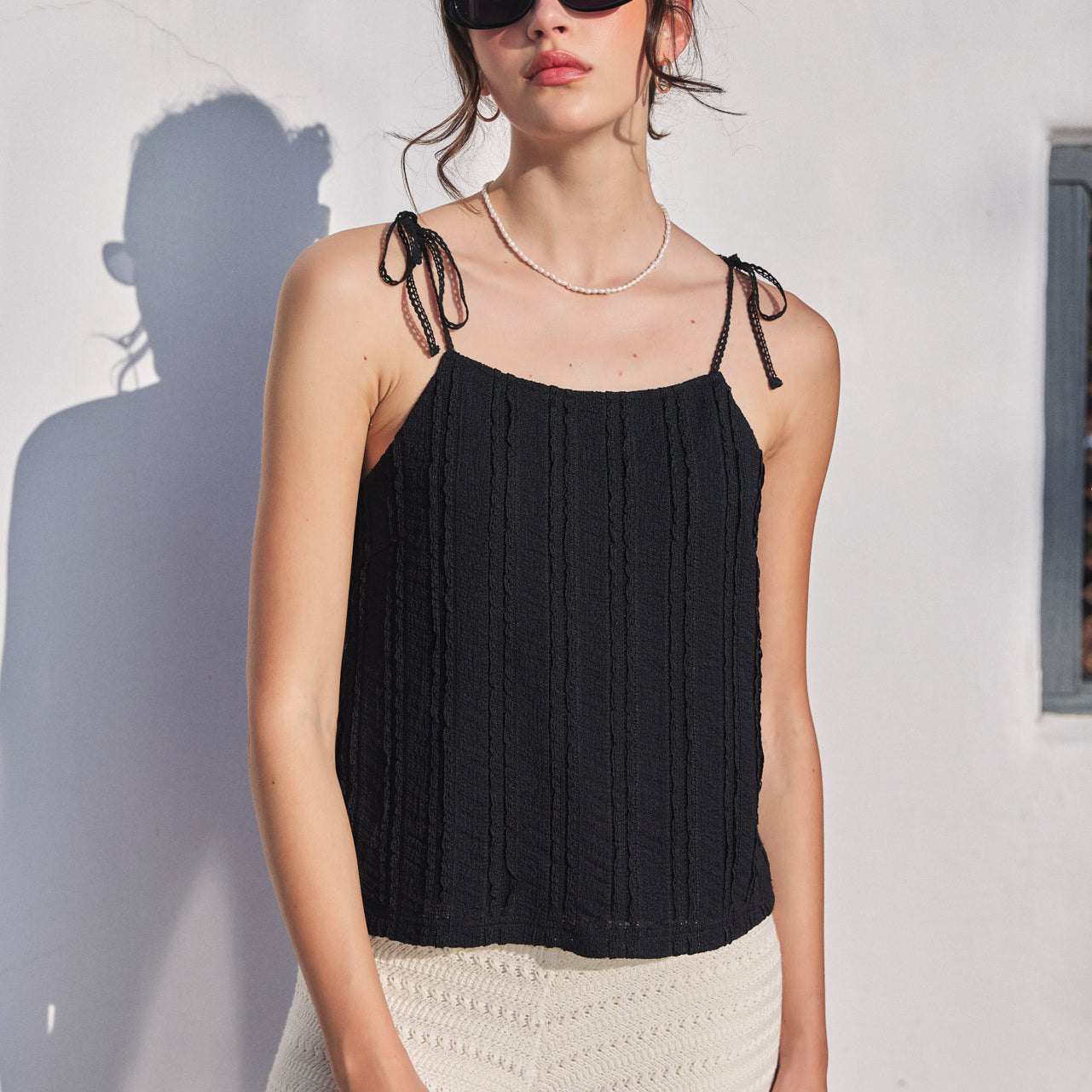 h15684t_black_18.jpg