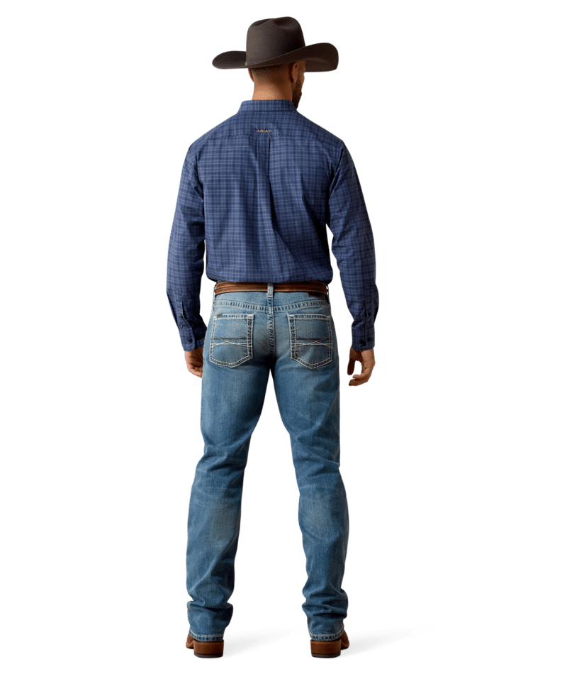 0935 Ariat Men's M2 Beckett Bootcut Jeans